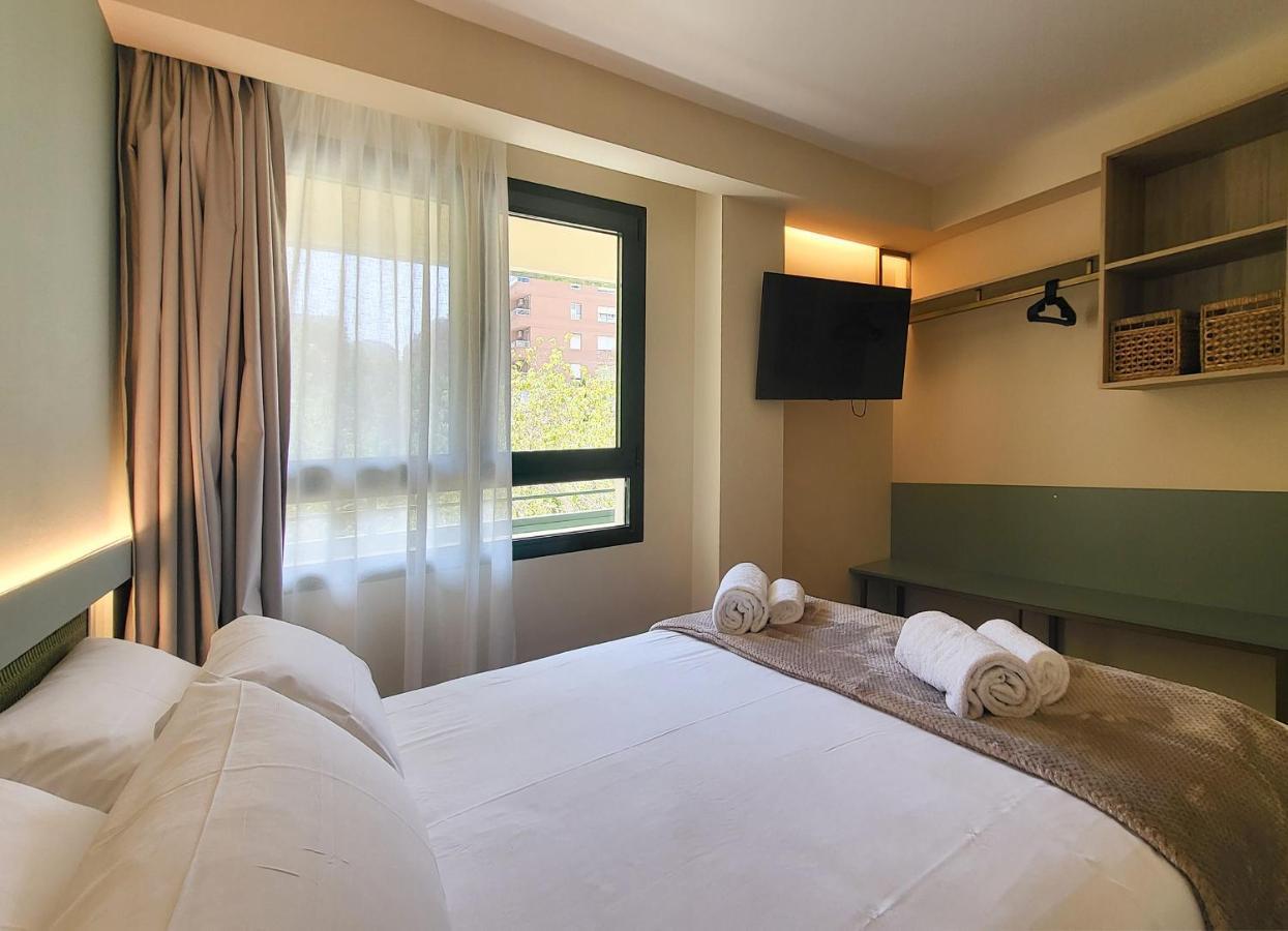 Apartamentos Las Ciencias C Valencia Exteriör bild
