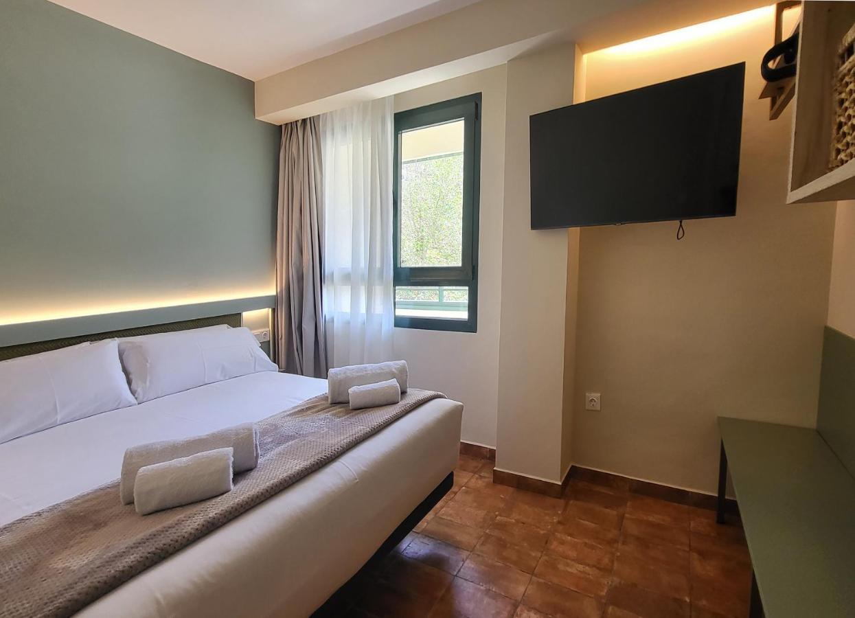 Apartamentos Las Ciencias C Valencia Exteriör bild