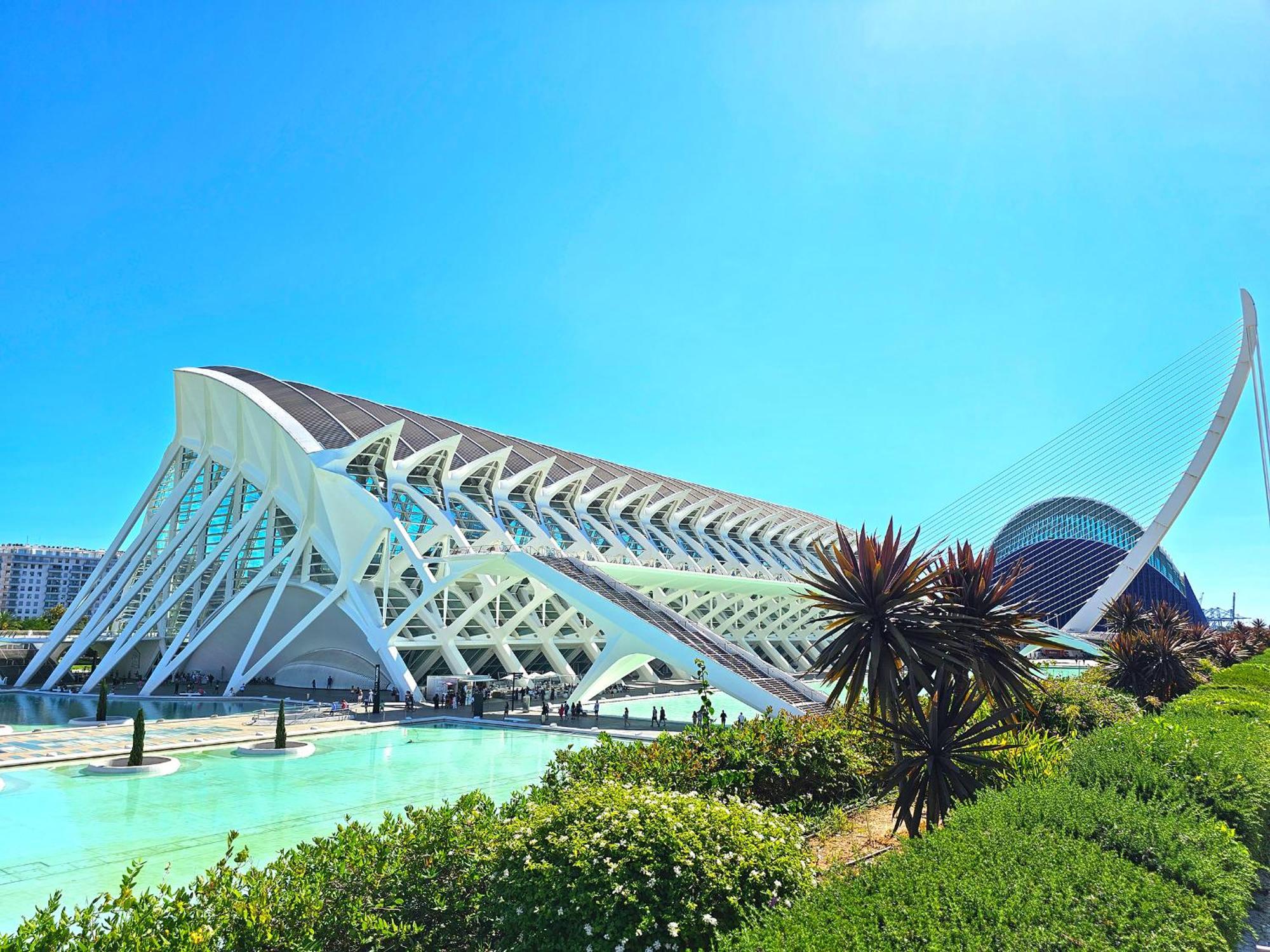 Apartamentos Las Ciencias C Valencia Exteriör bild